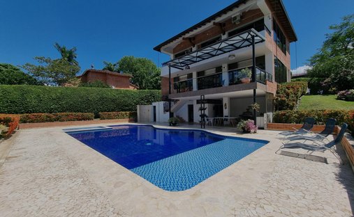 Finca in San Jerónimo, Antioquia, Colombia 1