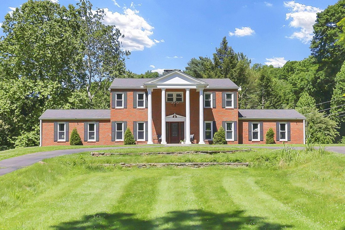 House in Granville, Ohio, United States 1 - 18267624