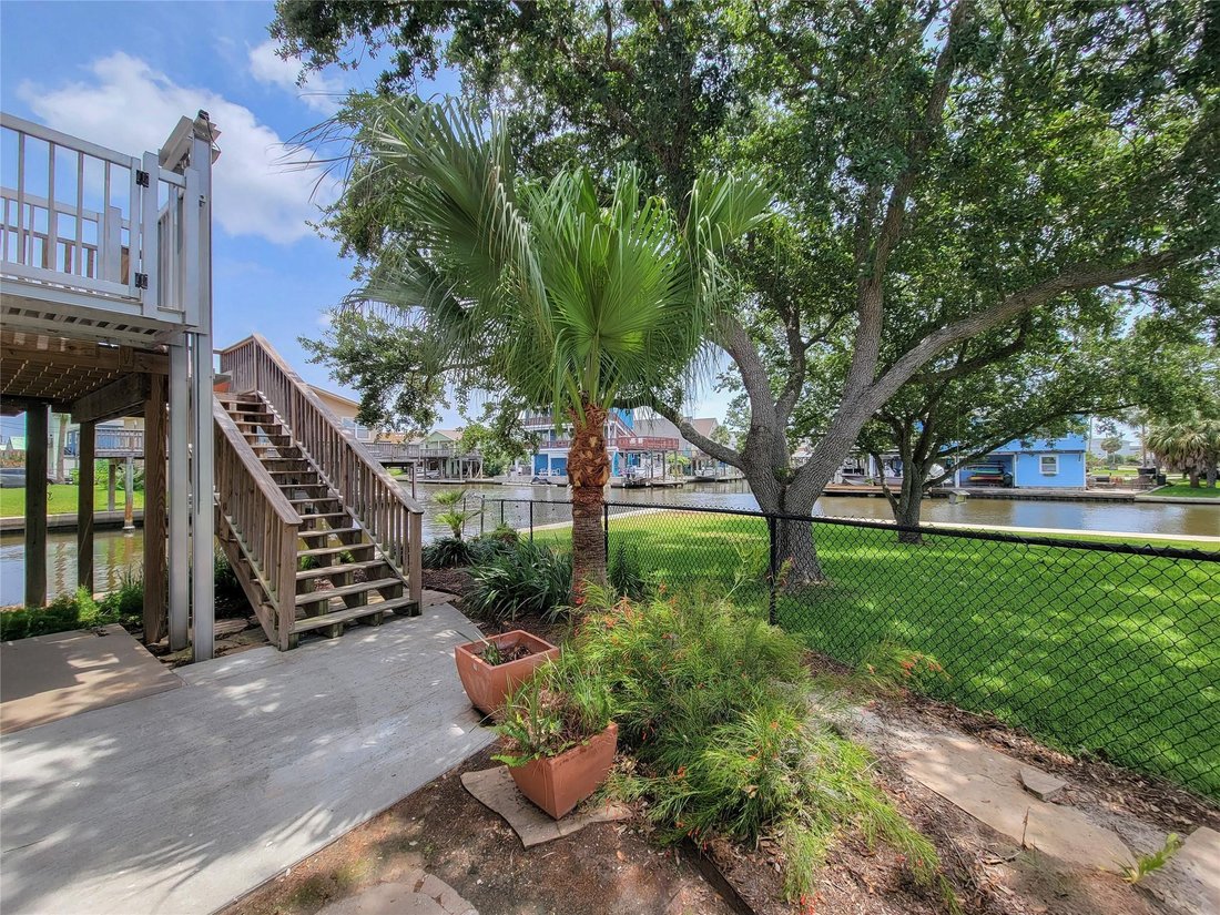 House in Galveston, Texas, United States 3 - 18152805