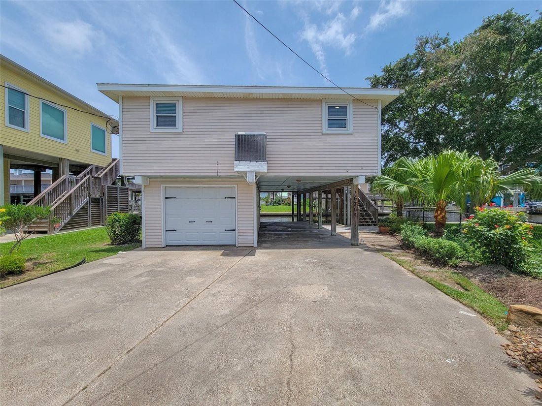 House in Galveston, Texas, United States 2 - 18152805