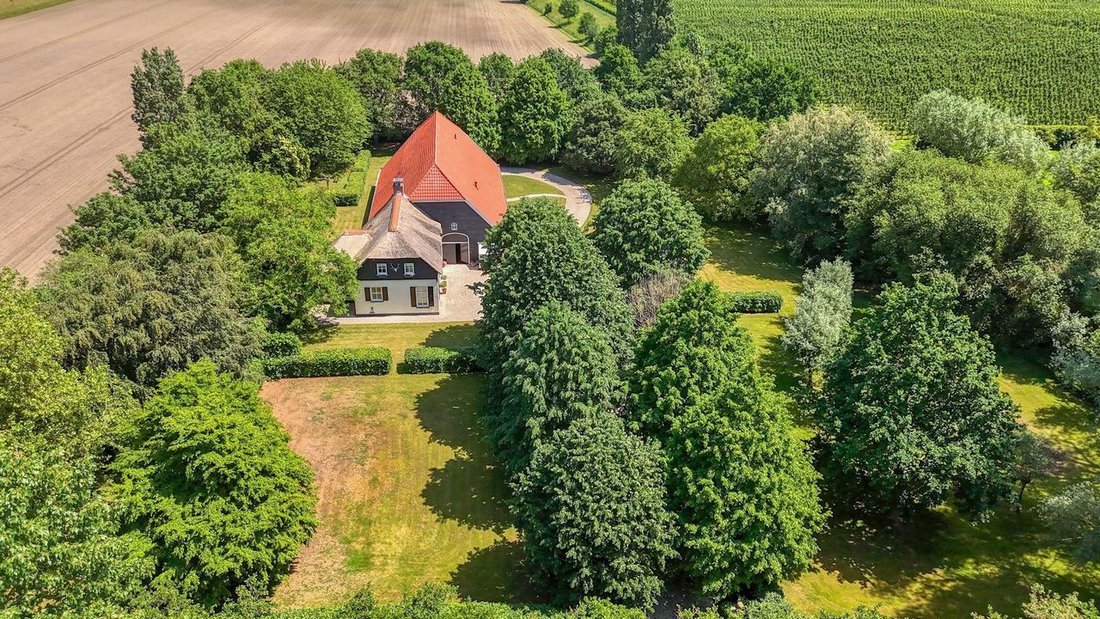Farm Ranch in Kruisland, North Brabant, Netherlands 1 - 18268964