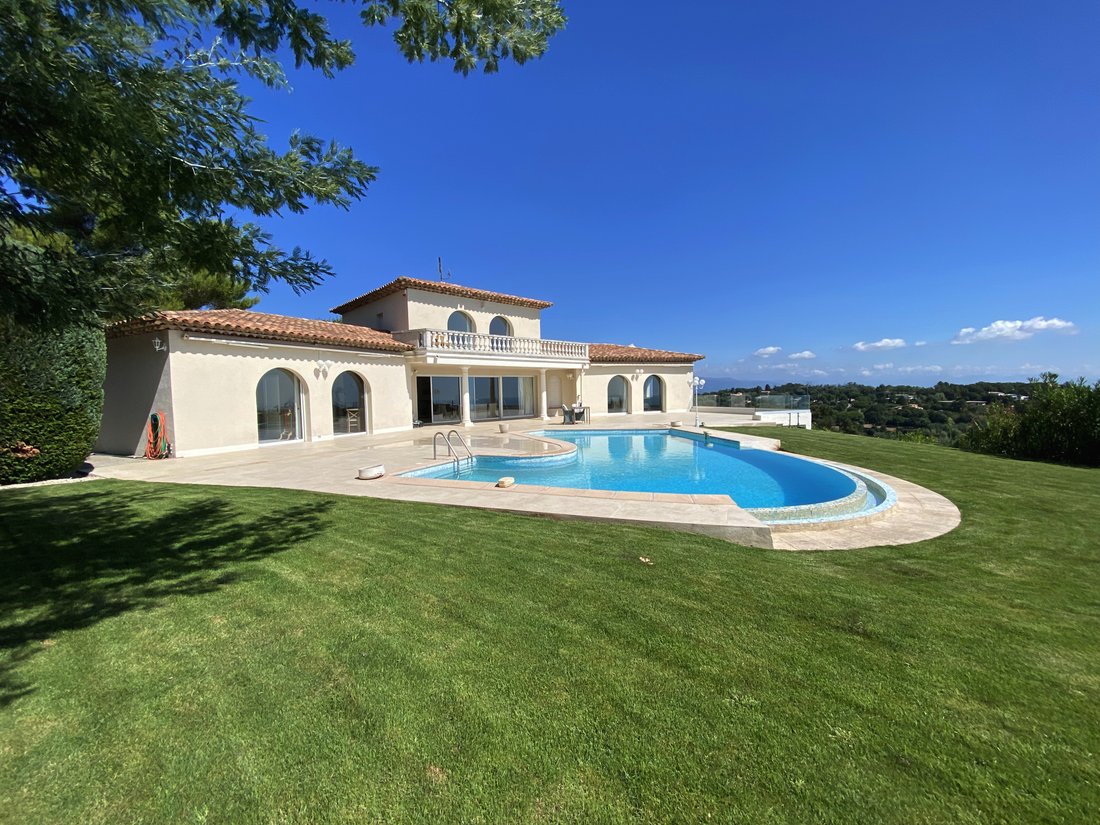Villa in Les Adrets-de-l'Estérel, Provence-Alpes-Côte d'Azur, France 3 - 18268949