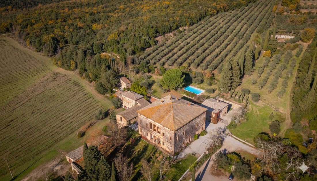 Villa in Rapolano Terme, Tuscany, Italy 2 - 18268947