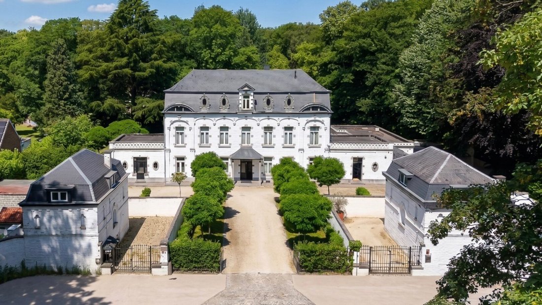 Villa in Mons, Wallonia, Belgium 1 - 18268957
