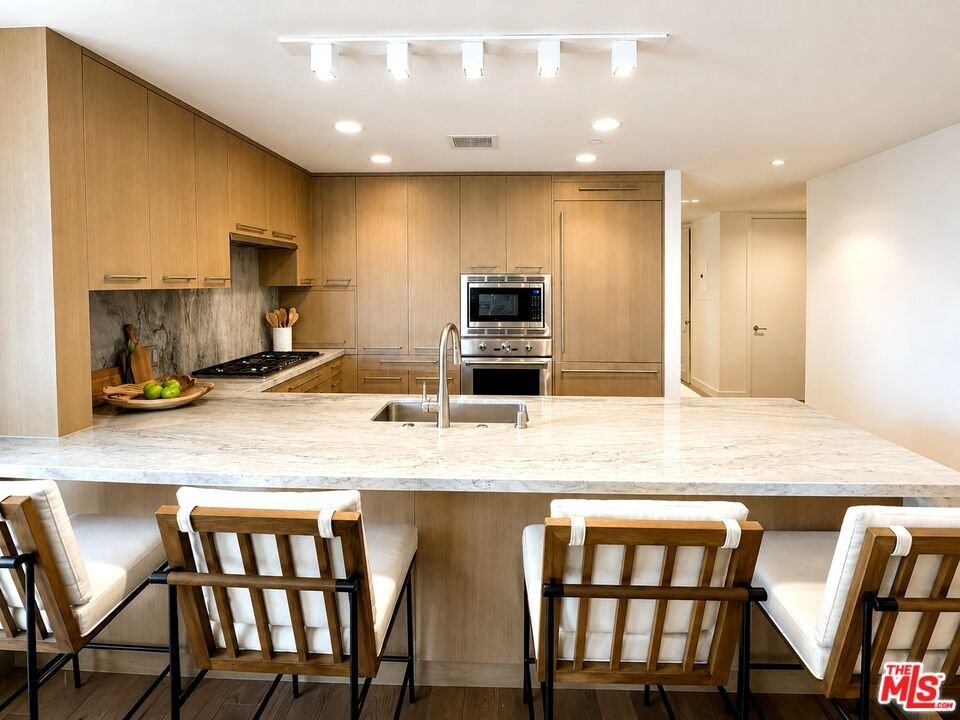 Condo in Santa Monica, California, United States 4 - 17643104