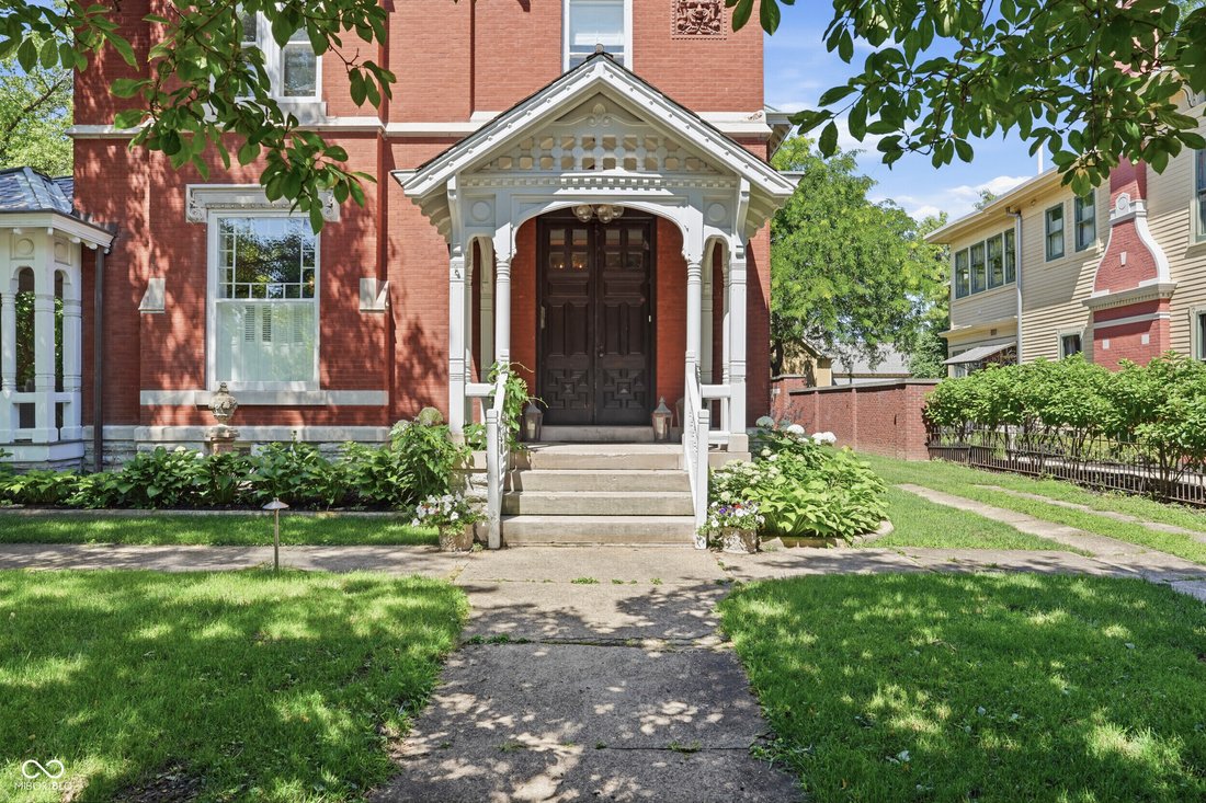 House in Indianapolis, Indiana, United States 4 - 17409437