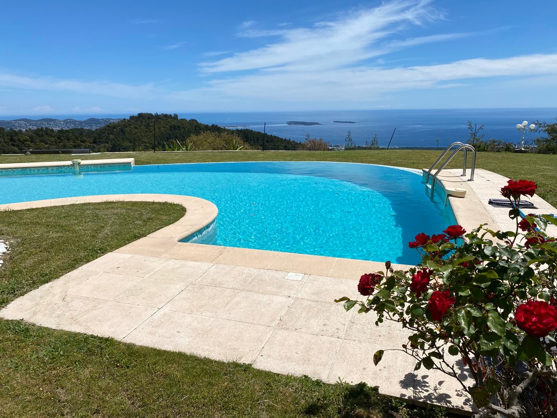 Villa in Théoule-sur-Mer, Provence-Alpes-Côte d'Azur, France 1 - 18268996