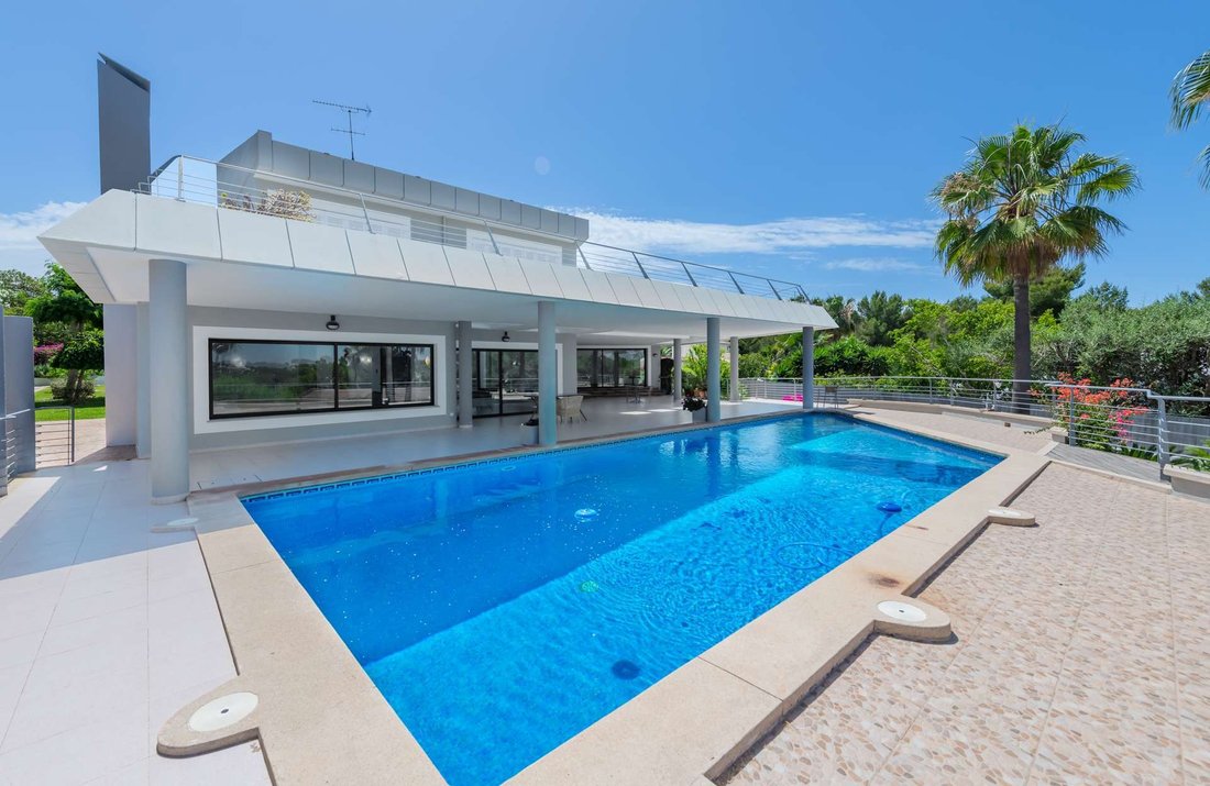 Villa in Rotes Velles, Calvia, Balearic Islands 1 - 18269160