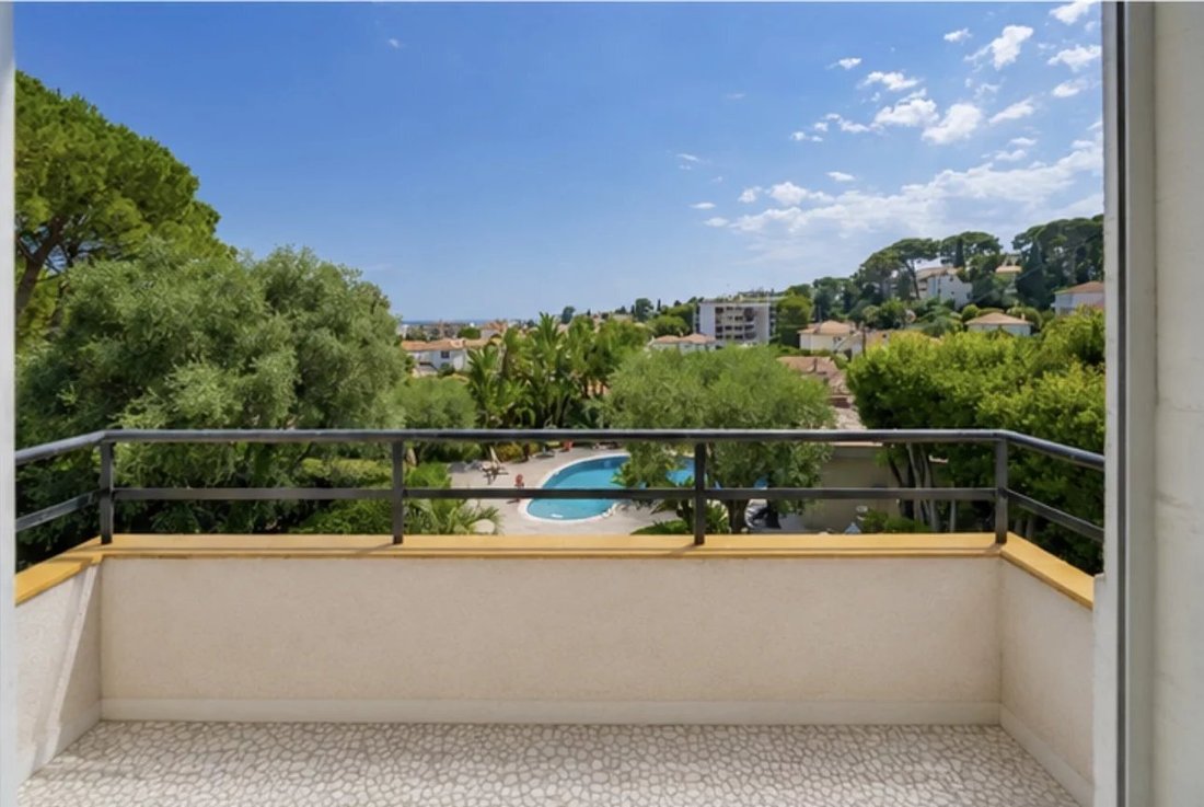 Apartment in Europe, Le Cannet, France 3 - 18165779