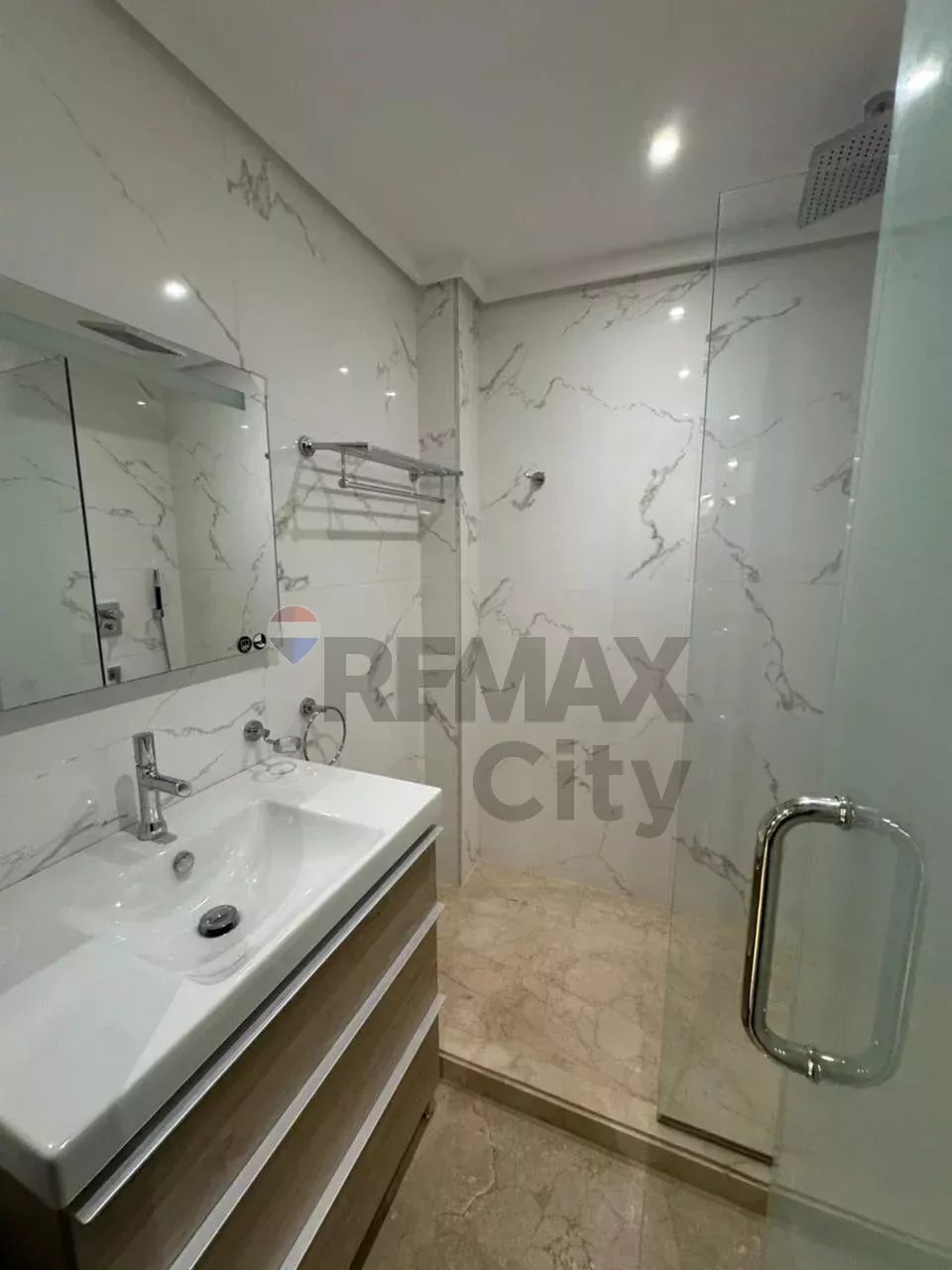 Apartment in Tangier, Tangier-Tétouan-Al Hoceima, Morocco 5 - 17672743