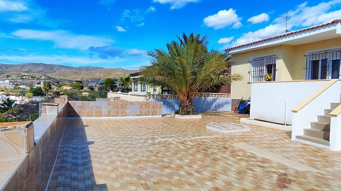 Chalet in el Campello, Valencian Community, Spain 3 - 16564256