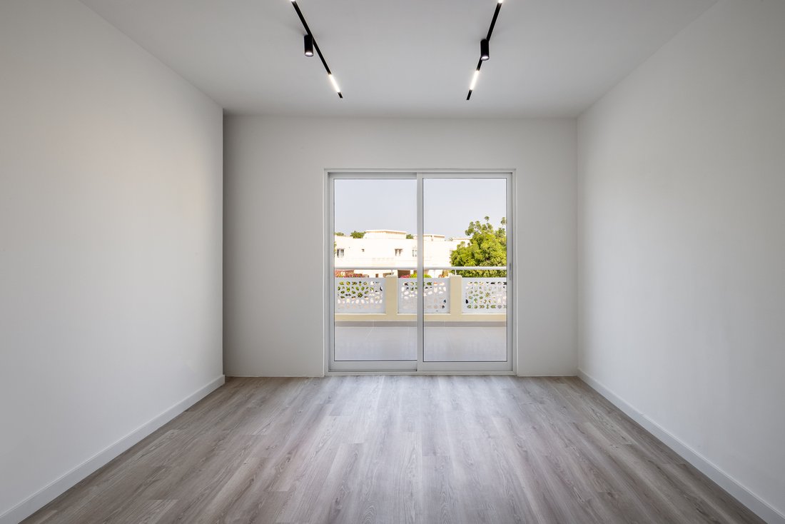 Villa in Al Thanyah 4, Al Thanyah, Dubai 5 - 18269156