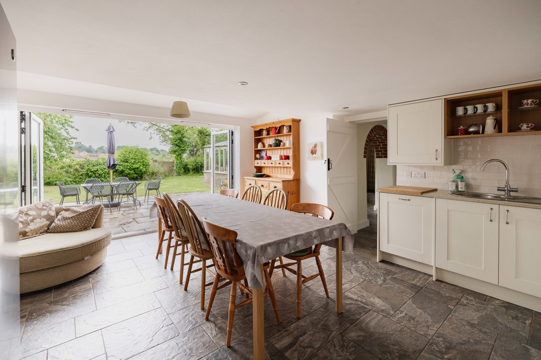 House in Wiveton, England 5 - 18269193