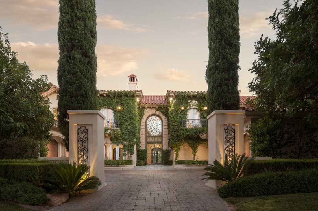 House in Las Vegas, Nevada, United States 1 - 18217727