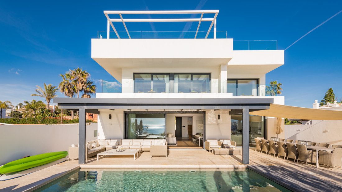 Villa in Elviria-Cabopino, Marbella, Spain 1 - 18268991