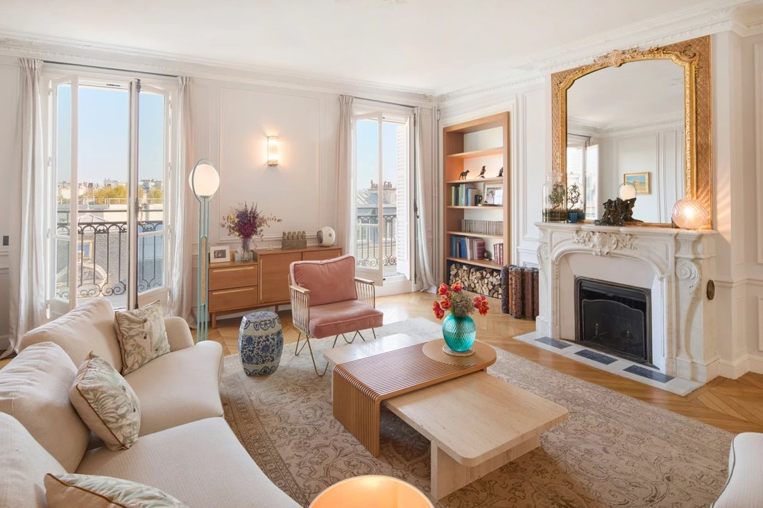 Apartment in Hoche-Friedland, Paris 8e Arrondissement, Paris 3 - 18269028