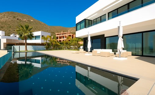 Villa in Finestrat, Valencian Community, Spain 1