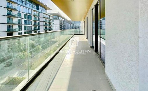 Apartment in MBR City / Mohammed Bin Rashid City, Dubai, United Arab Emirates 1