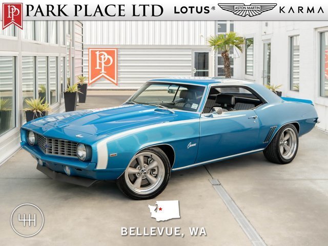 Coupe in Bellevue, WA, United States 1 - 18209659