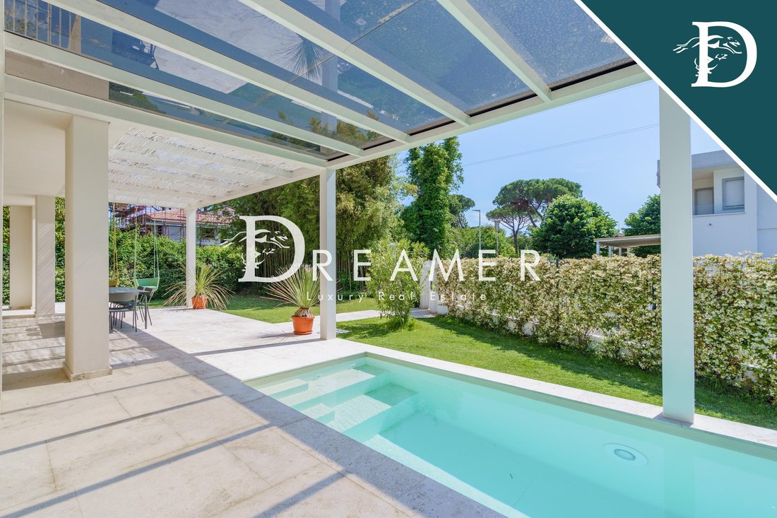 Villa in Caranna-Vaiana, Forte dei Marmi, Tuscany 2 - 18023763