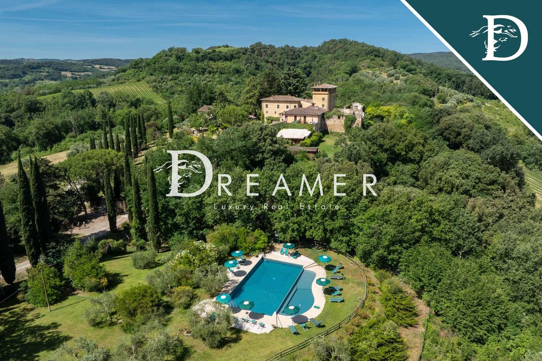Villa in San Gimignano, Tuscany, Italy 1 - 18196498