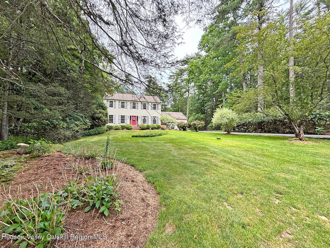 House in West Hurley, New York, United States 2 - 18269239