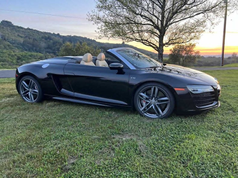 Cabriolet in Glendale, United States 2 - 14977805