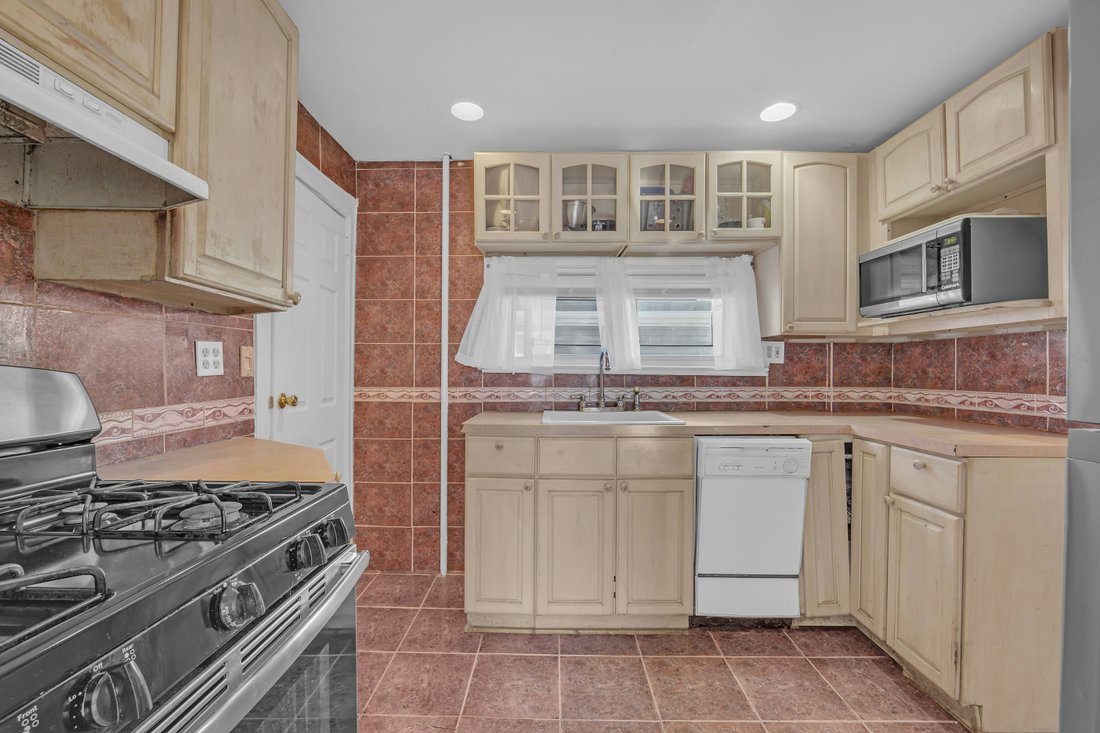 Townhouse in Rockville Centre, New York, United States 5 - 16768070