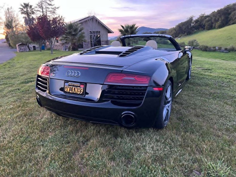 Cabriolet in Glendale, United States 5 - 14977805
