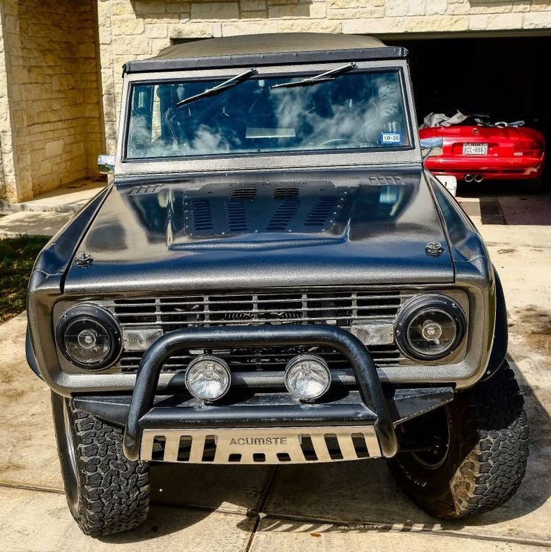 Suv in Glendale, United States 5 - 18269258