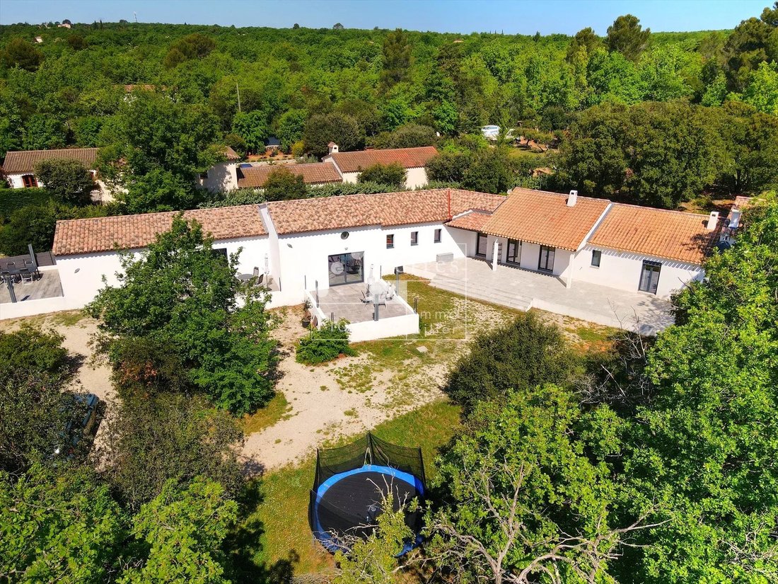Régusse, Provence-Alpes-Côte d'Azur, France 1 - 18269271
