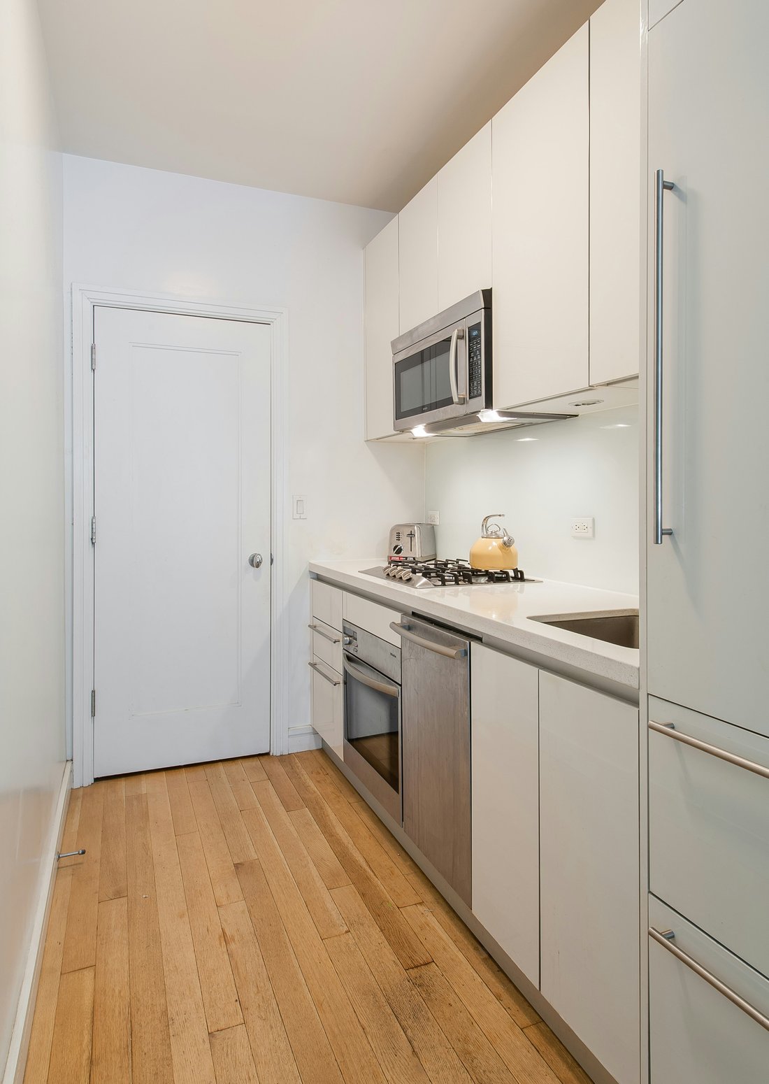 Condo in New York, New York, United States 2 - 18265599