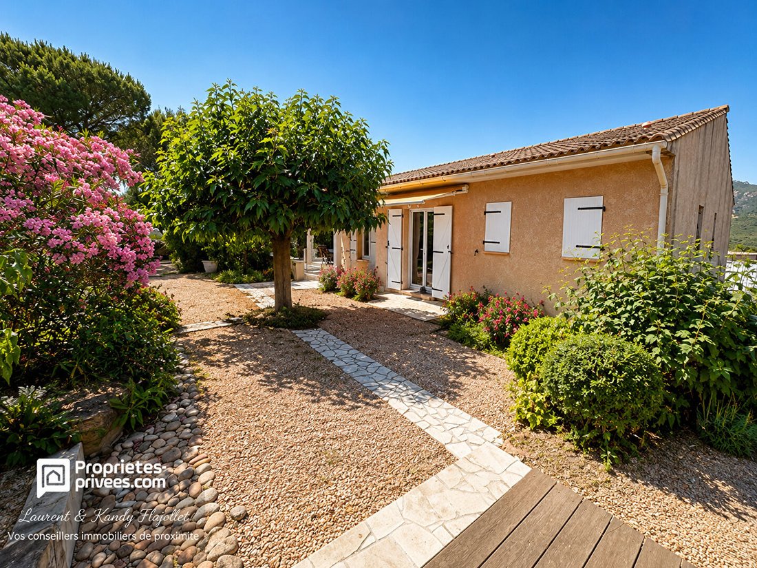 Villa in Zonza, Corsica, France 1 - 18269321