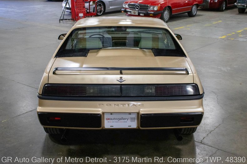 "V8 Powered" in Commerce Twp, United States 5 - 18269347