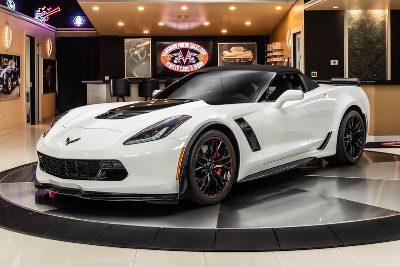 Cabriolet in Plymouth, United States 5 - 18257756