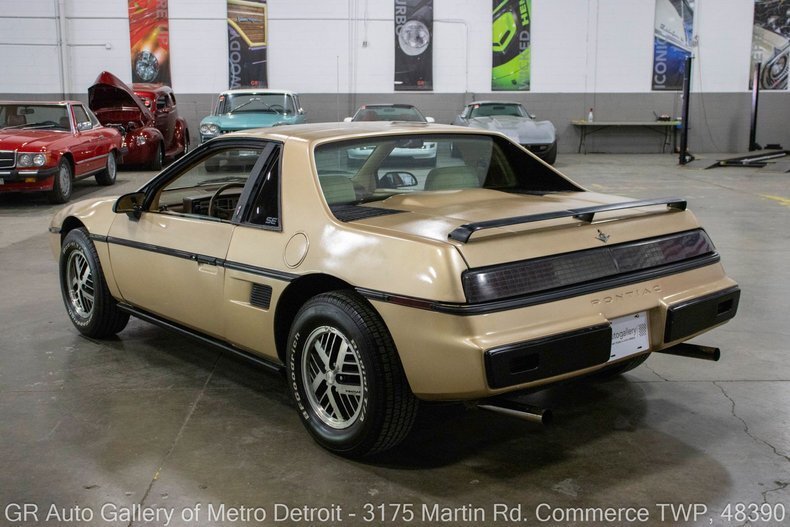 "V8 Powered" in Commerce Twp, United States 4 - 18269347