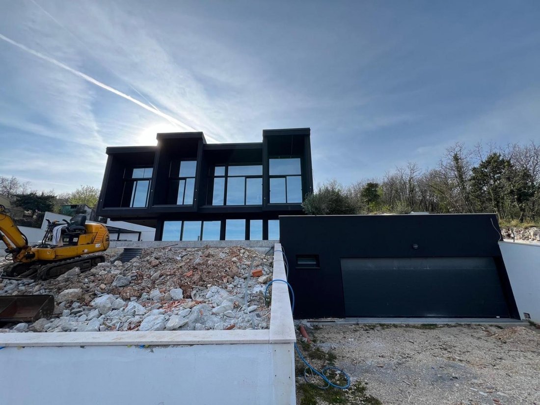 Villa in Opcina Moscenicka Draga, Primorje-Gorski Kotar County, Croatia 1 - 18266853