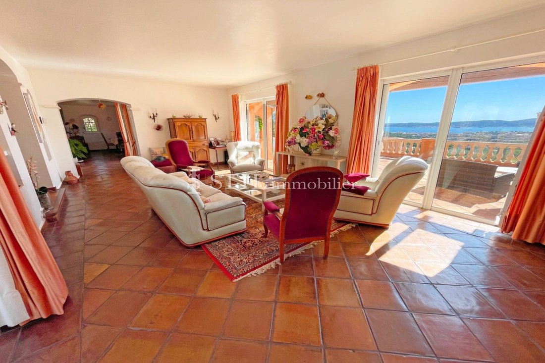 Villa in Ville-Les Saquedes-Le Bouillonnet, Sainte-Maxime, France 2 - 18269337