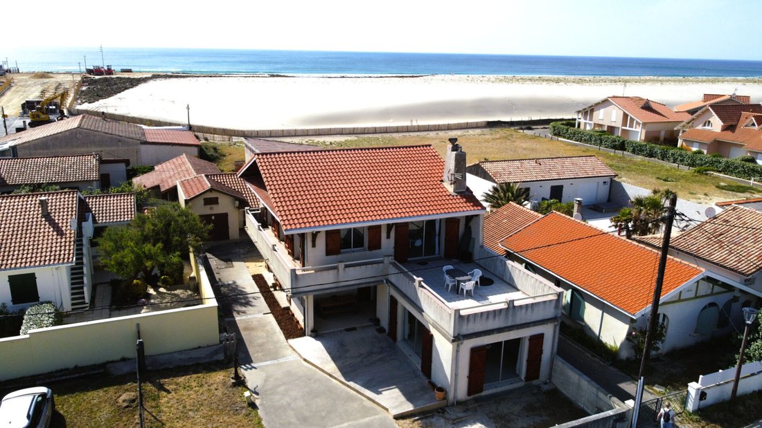 Villa in Biscarrosse, Nouvelle-Aquitaine, France 1 - 18269325