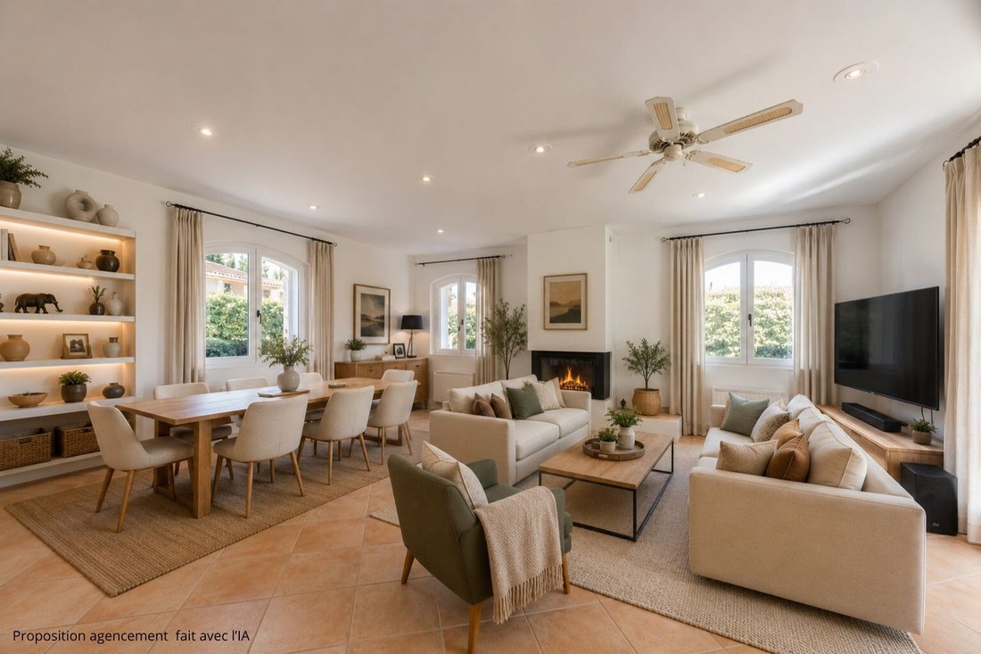 Villa in Centre Ville, Cogolin, France 2 - 18269336