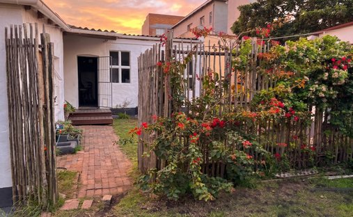 House in East London, Eastern Cape, South Africa 1
