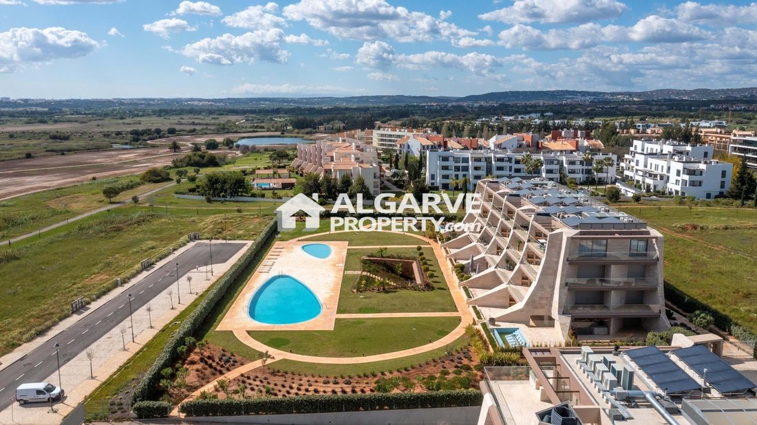 Apartment in Vilamoura, Quarteira, Algarve 1 - 18269703