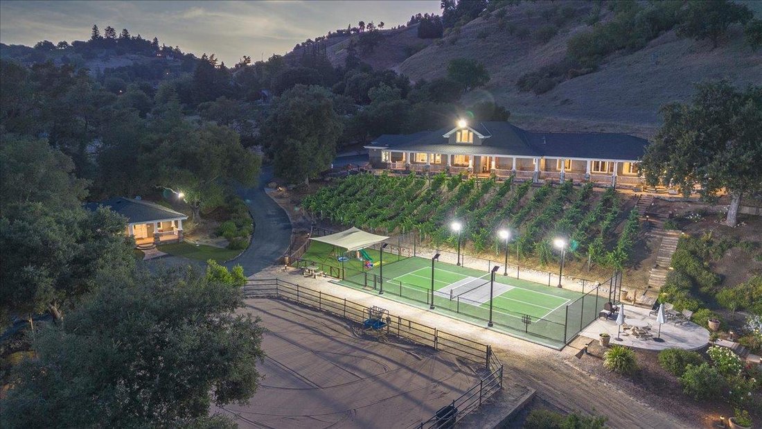 House in Los Gatos, California, United States 4 - 18083056