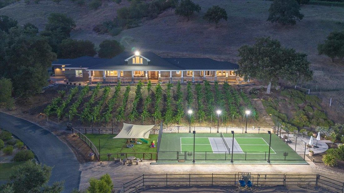 House in Los Gatos, California, United States 3 - 18083056