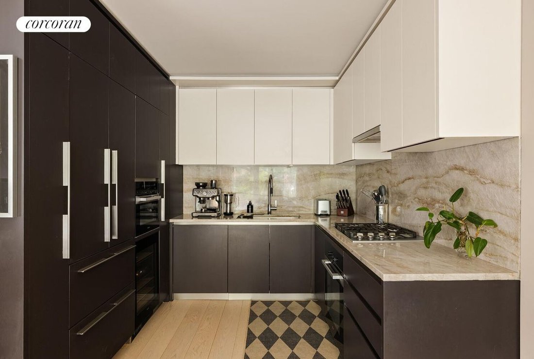 Co Op in New York, New York, United States 5 - 18269752