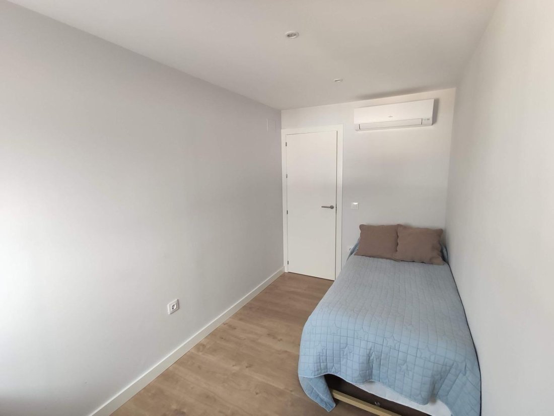 Apartment in Los Remedios, Seville, Spain 3 - 18269648