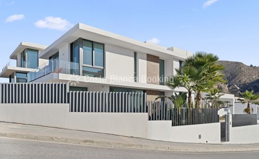 Chalet in Benidorm, Valencian Community, Spain 1