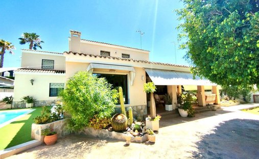 Chalet in Elche, Land Valencia, Spanien 1