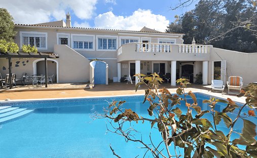 Villa in Santa Barbara de Nexe, Algarve, Portugal 1