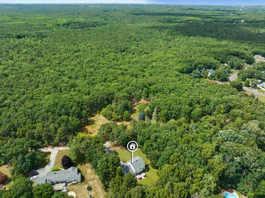 House in Freehold Township, New Jersey, United States 2 - 18269985